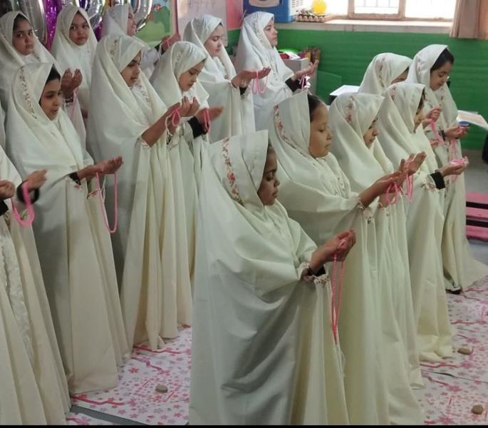 برگزاري نماز جماعت پايه سوم